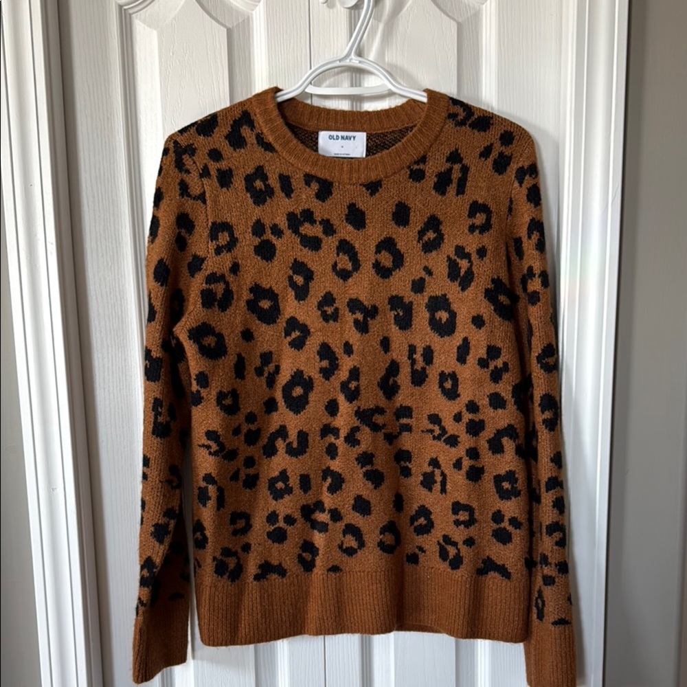Old Navy Women's Leopard Print Sweater - Brown and Black